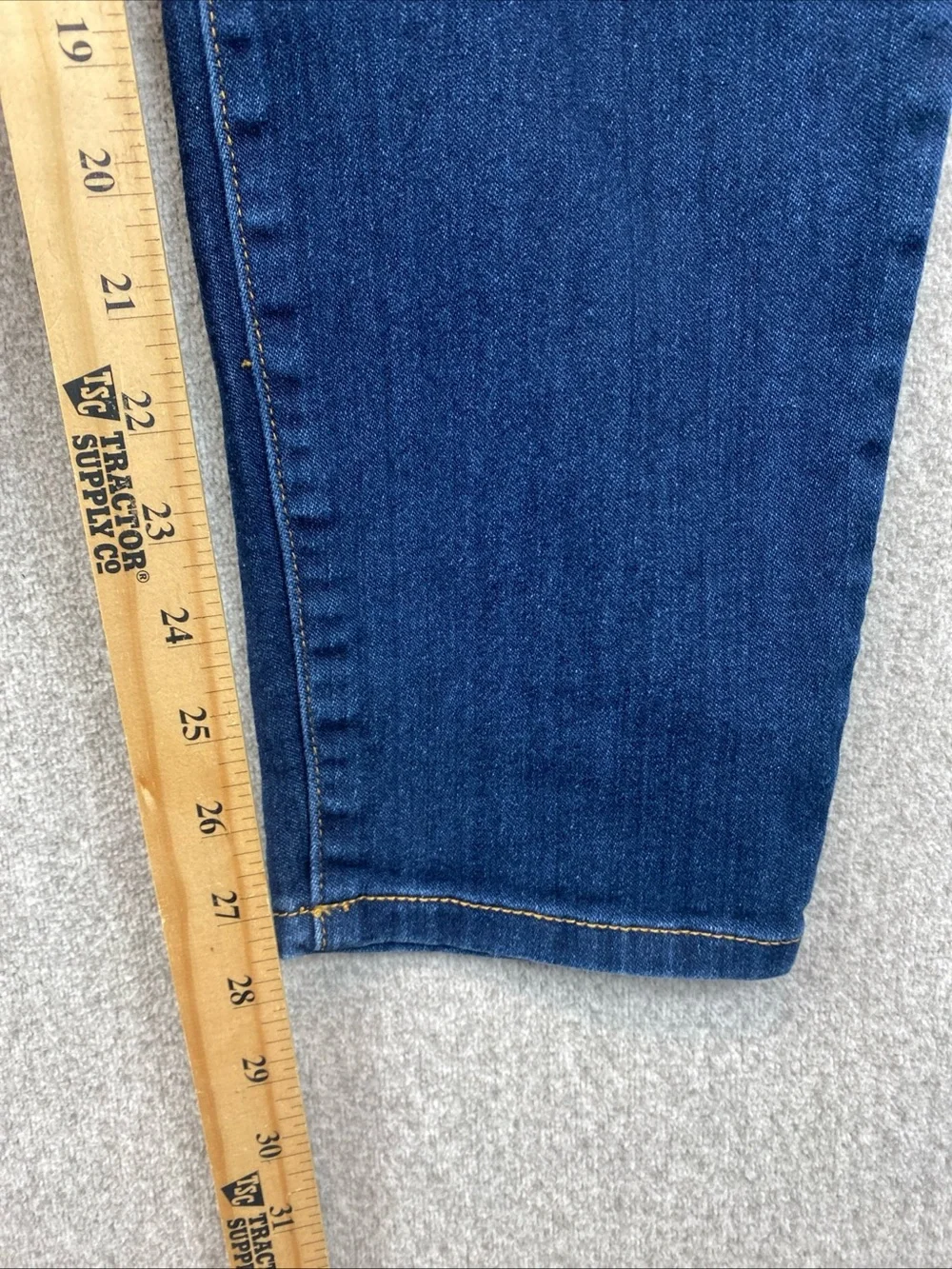 Michael Kors Women's Skinny Jeans  Size 6 Dark Wash Stretchy Basics